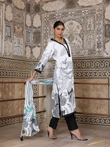 Dresses & Kurtis, Outdoor photography by CPH Studio, photograph 32