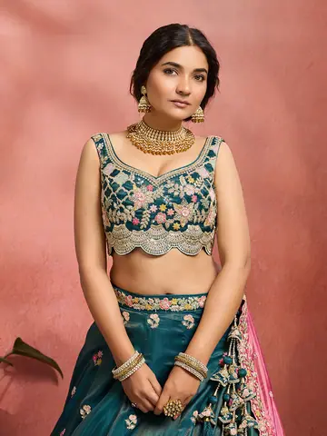 Lehenga, Uber Premium photography by CPH Studio, photograph 79