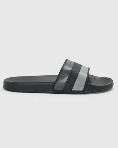 Product, Footwear, Slippers photography by CPH Studio, photograph 5