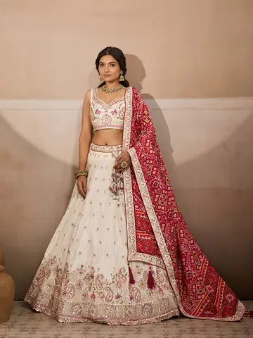 Lehenga, Uber Premium photography by CPH Studio, photograph 11