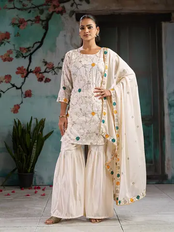 Dresses & Kurtis, Uber Premium photography by CPH Studio, photograph 10