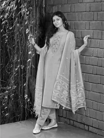 Dresses & Kurtis, Outdoor photography by CPH Studio, photograph 43