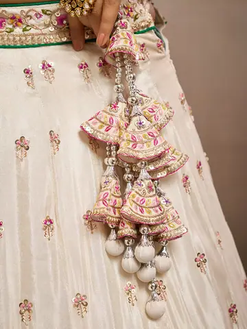 Lehenga, Uber Premium photography by CPH Studio, photograph 21
