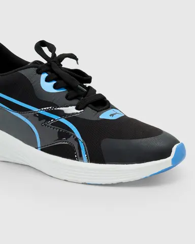 Product, Footwear, Shoes photography by CPH Studio, photograph 3