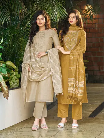 Dresses & Kurtis, Outdoor photography by CPH Studio, photograph 8