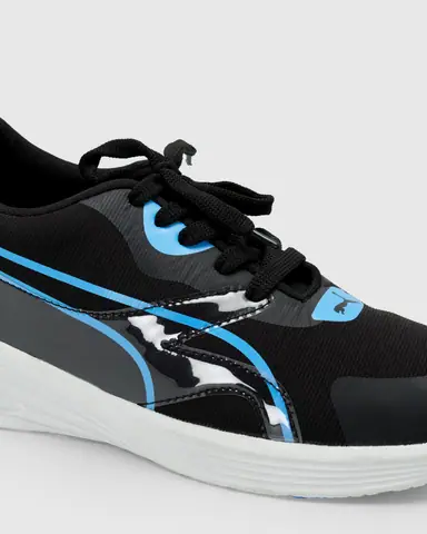 Product, Footwear, Shoes photography by CPH Studio, photograph 4