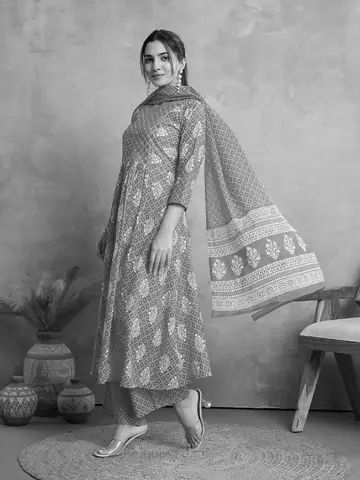 Dresses & Kurtis, Uber Premium photography by CPH Studio, photograph 147