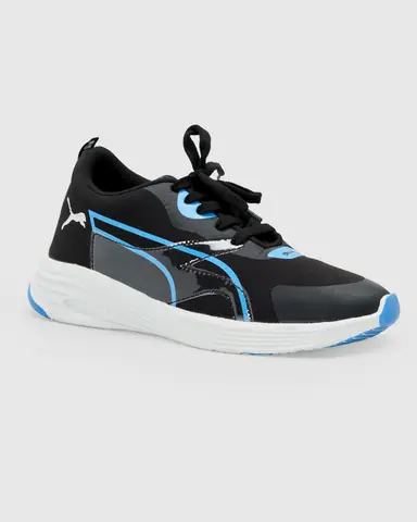 Product, Footwear, Shoes photography by CPH Studio, photograph 1