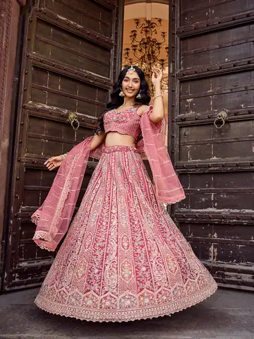 Lehenga, Outdoor Shoot photography by CPH Studio, photograph 33