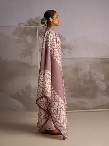 Dresses & Kurtis, Campaign photography by CPH Studio, photograph 3