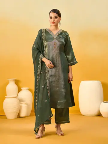 Dresses & Kurtis, Set Shoot photography by CPH Studio, photograph 24