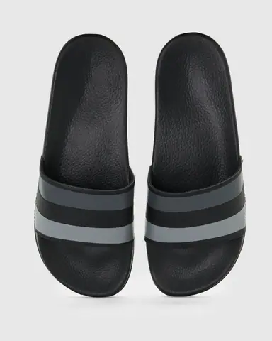Product, Footwear, Slippers photography by CPH Studio, photograph 1