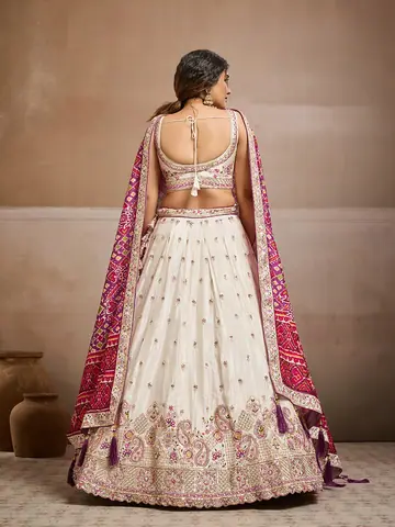 Lehenga, Uber Premium photography by CPH Studio, photograph 6