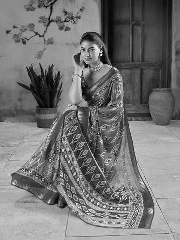 Sarees, Uber Premium photography by CPH Studio, photograph 140