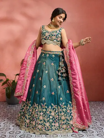 Lehenga, Uber Premium photography by CPH Studio, photograph 82