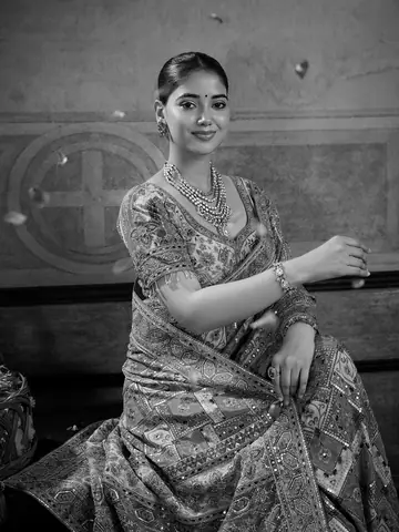 Sarees, Uber Premium photography by CPH Studio, photograph 131