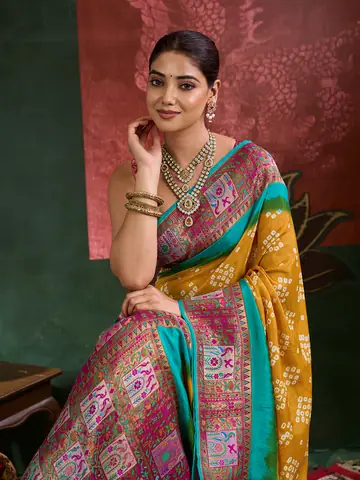 Sarees, Uber Premium photography by CPH Studio, photograph 125