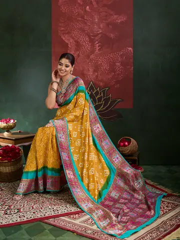Sarees, Uber Premium photography by CPH Studio, photograph 123