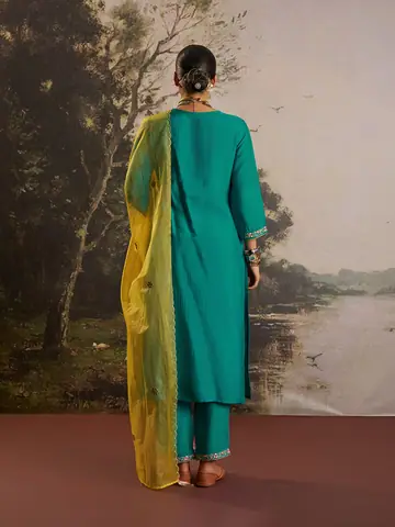 Dresses & Kurtis, Campaign photography by CPH Studio, photograph 25