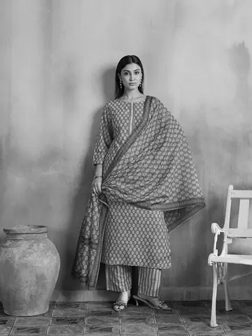 Dresses & Kurtis, Uber Premium photography by CPH Studio, photograph 129