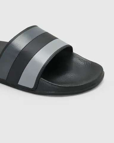 Product, Footwear, Slippers photography by CPH Studio, photograph 6